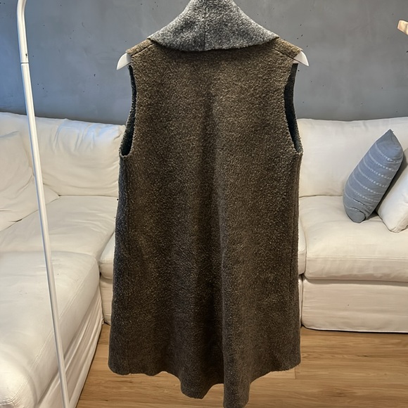 Cozy Vest - Picture 2 of 2